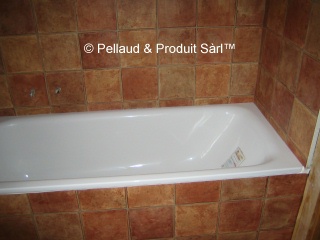 salle de bain en PVC imitation carrelage
